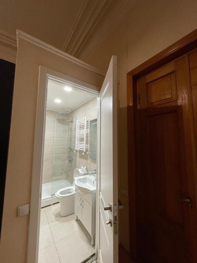 Downtown Room Tbilisi ภายนอก รูปภาพ