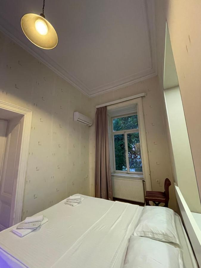 Downtown Room Tbilisi ภายนอก รูปภาพ