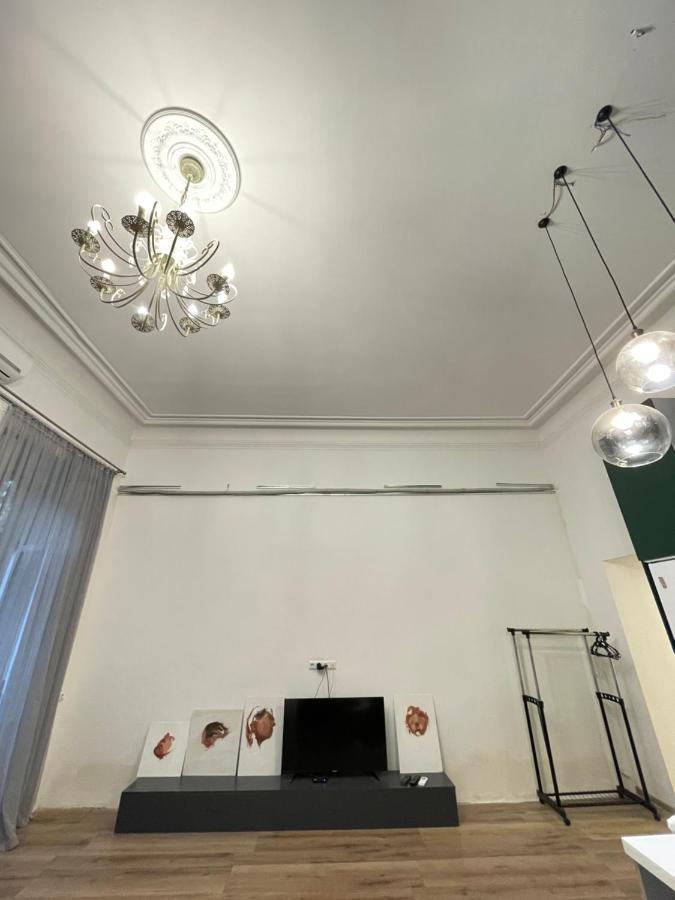 Downtown Room Tbilisi ภายนอก รูปภาพ