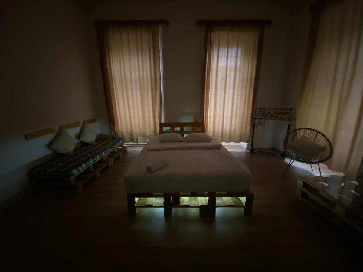 Downtown Room Tbilisi ภายนอก รูปภาพ