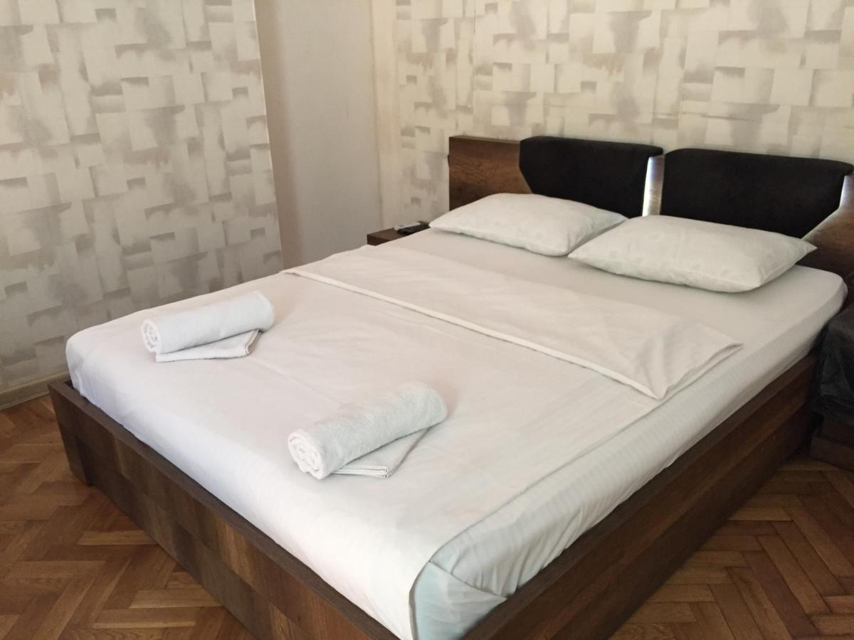 Downtown Room Tbilisi ภายนอก รูปภาพ