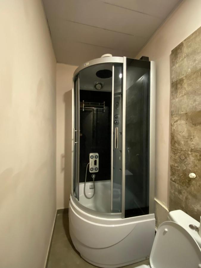 Downtown Room Tbilisi ภายนอก รูปภาพ
